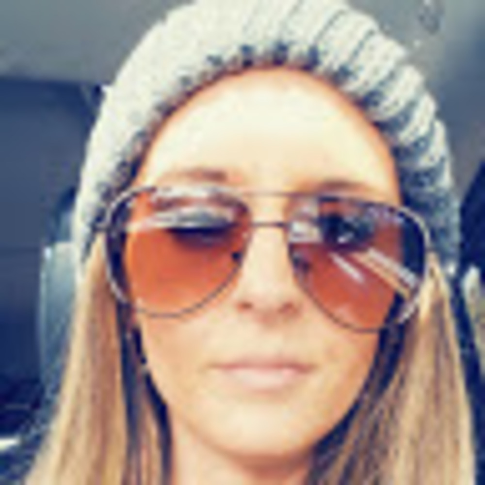 Meet your Posher, Tia